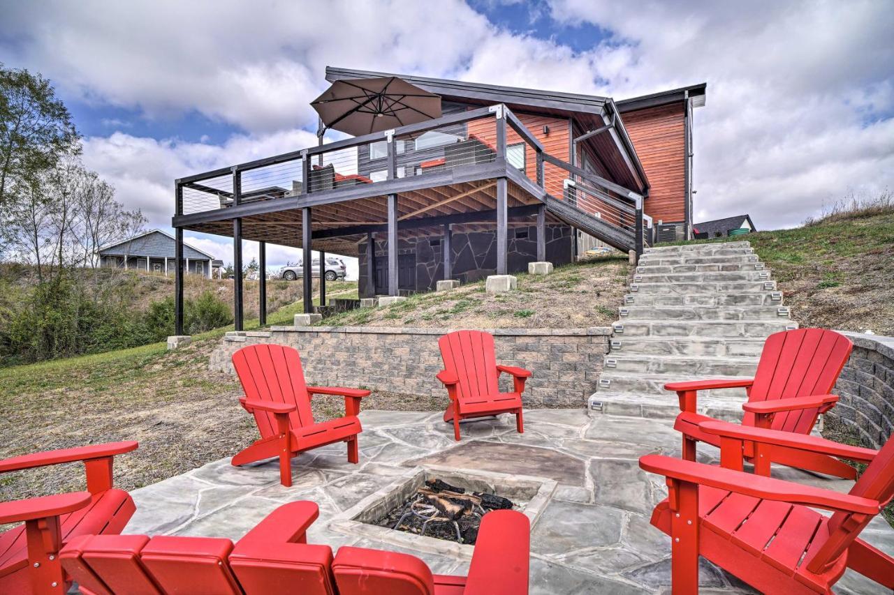 Spacious Sevierville Home With Hot Tub! Exterior foto